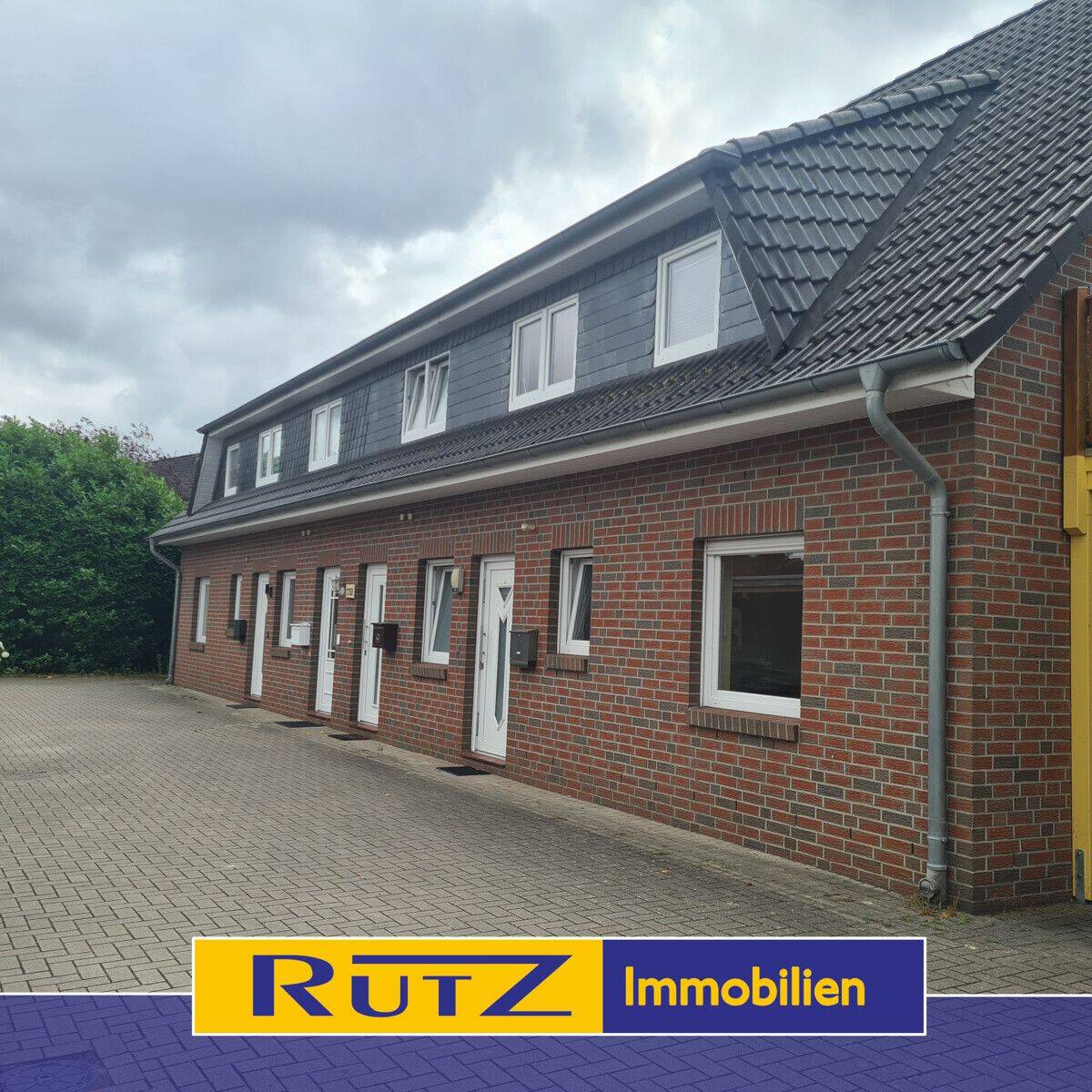 Delmenhorst I Stickgras, 3- Zimmer Erdgeschosswohnung mit kl. Garten und Carport in ruhiger Hinterlage, 27751 Delmenhorst