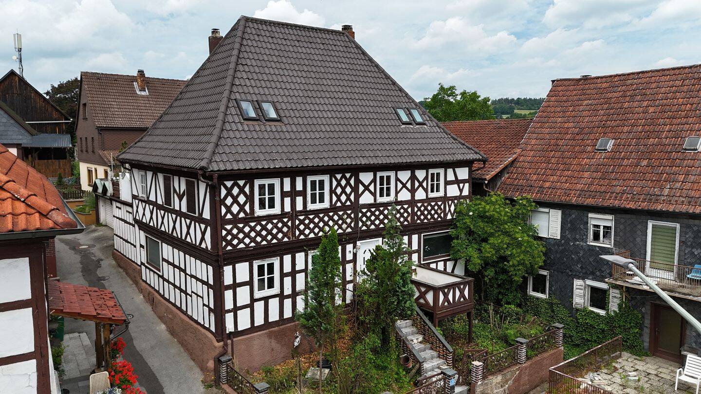 Stattliches Fachwerk-Juwel des 18. Jahrhunderts in Marktzeuln – 375 m² Potenzial für Denkmalliebhaber & Investoren!, 96275 Marktzeuln