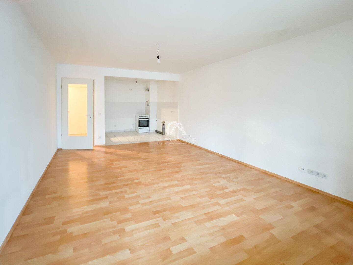 PRAKTISCH & SONNIG | 2-ZIMMER-WOHNUNG | AUFZUG & WINTERGARTEN| SAMARITERKIEZ | PROVISIONSFREI |