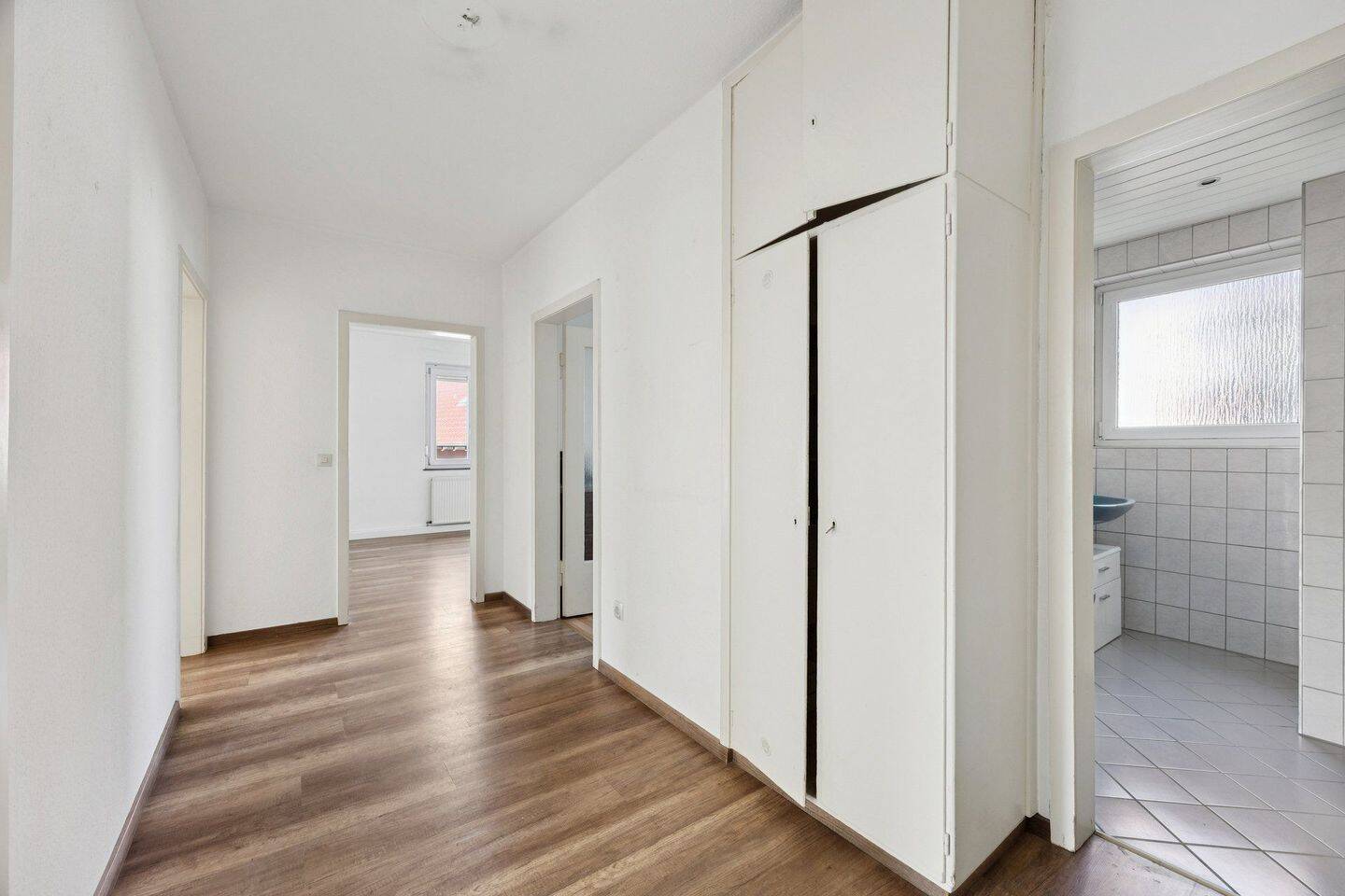 Charmante 3-Zi-Wohnung mit Balkon & Stellplatz – mit Entwicklungspotenzial, 71696 Möglingen