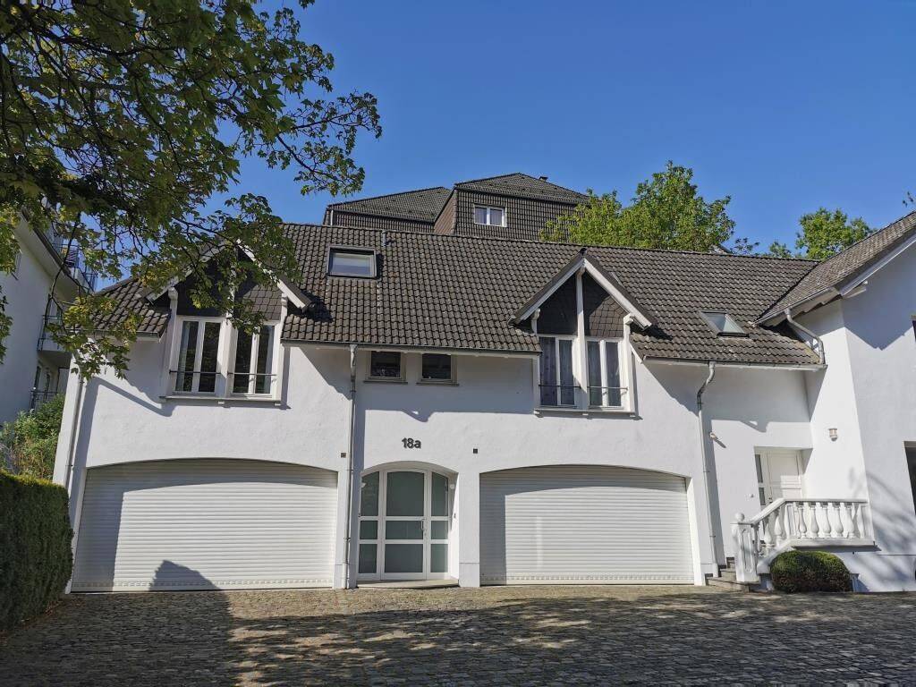 Im Herzen von Gießen: Offene, großzügige Maisonettewohnung mit 2 Zimmern, Alicenstr. 18a, 35390 Gießen