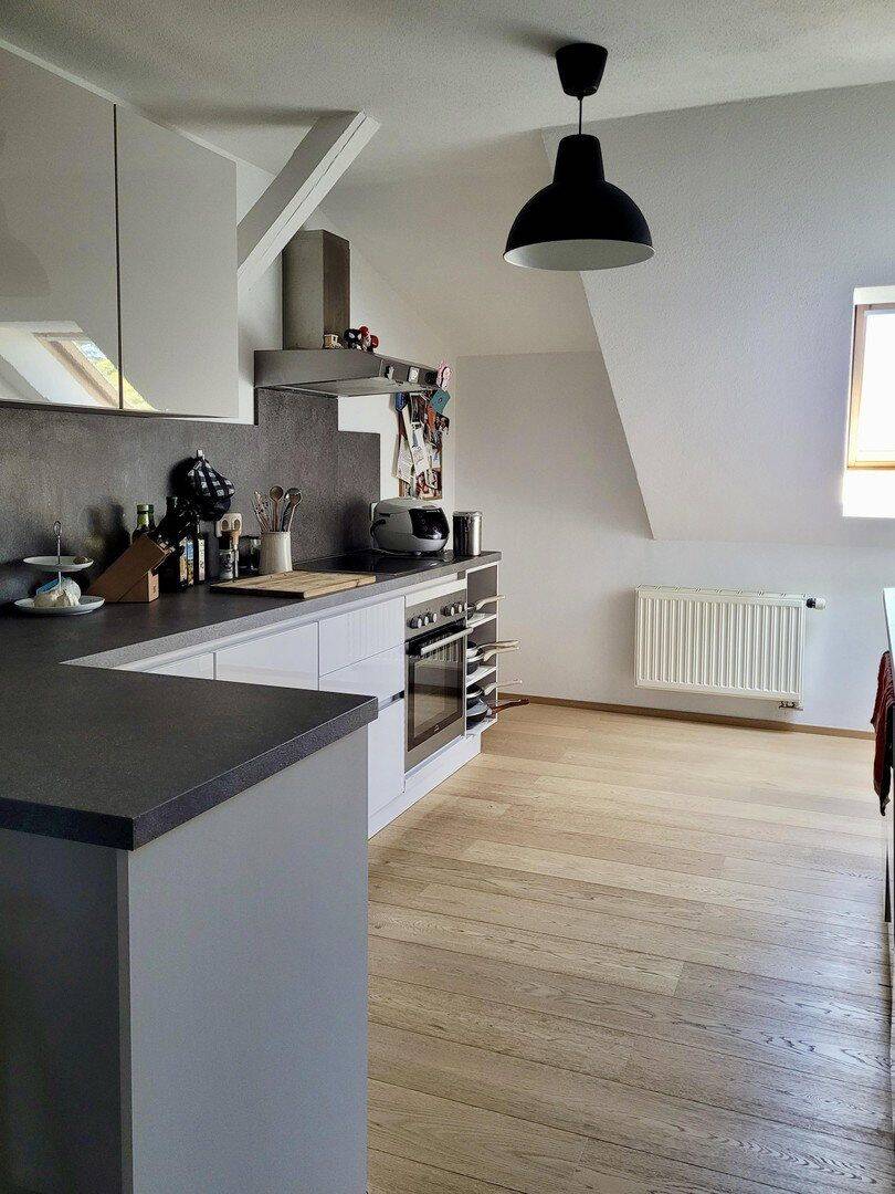 Sanierte 2-Zimmer-Dachgeschosswohnung mit Einbauküche, 9112 Chemnitz (Altendorf Kaßberg Zentrum)