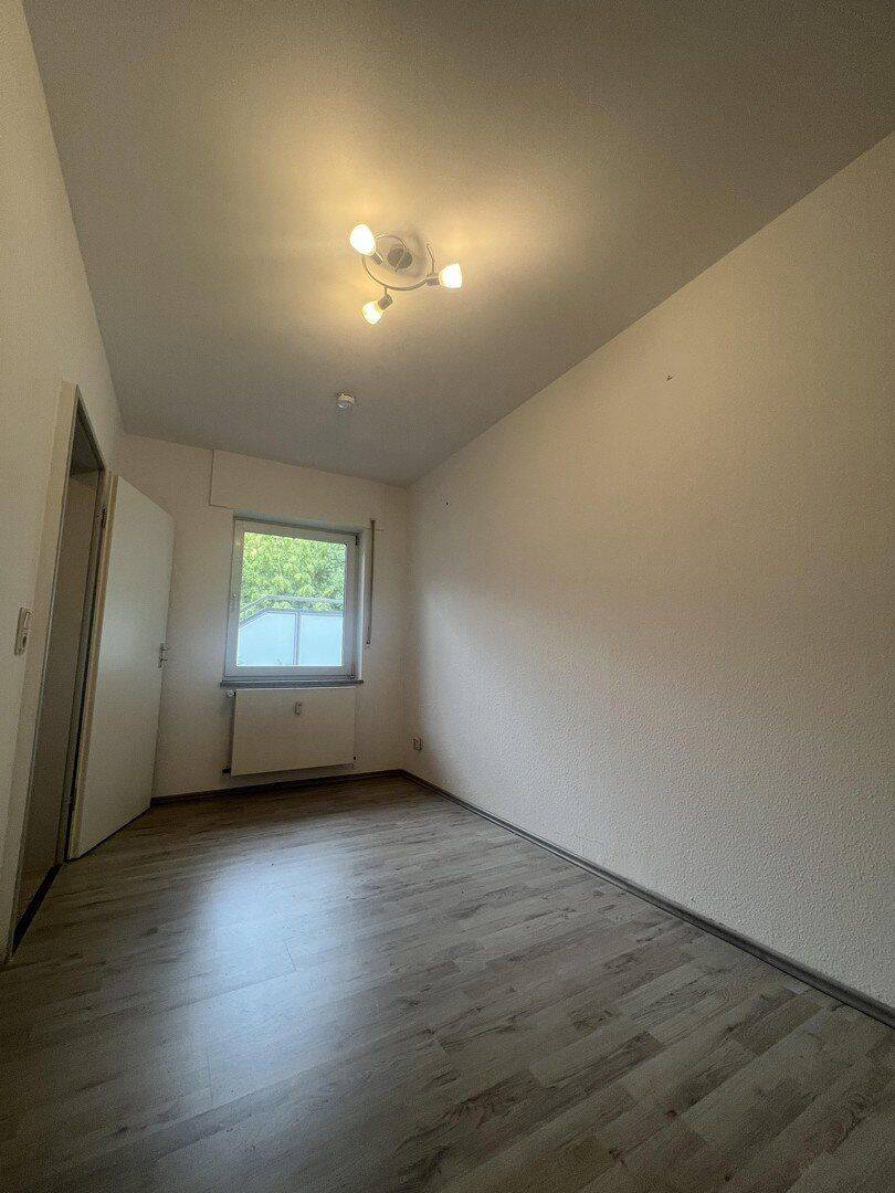 Preiswerte 2 Zimmer Wohnung im Erdgeschoss in ruhiger Wohnlage, 58300 Wetter (Ruhr)
