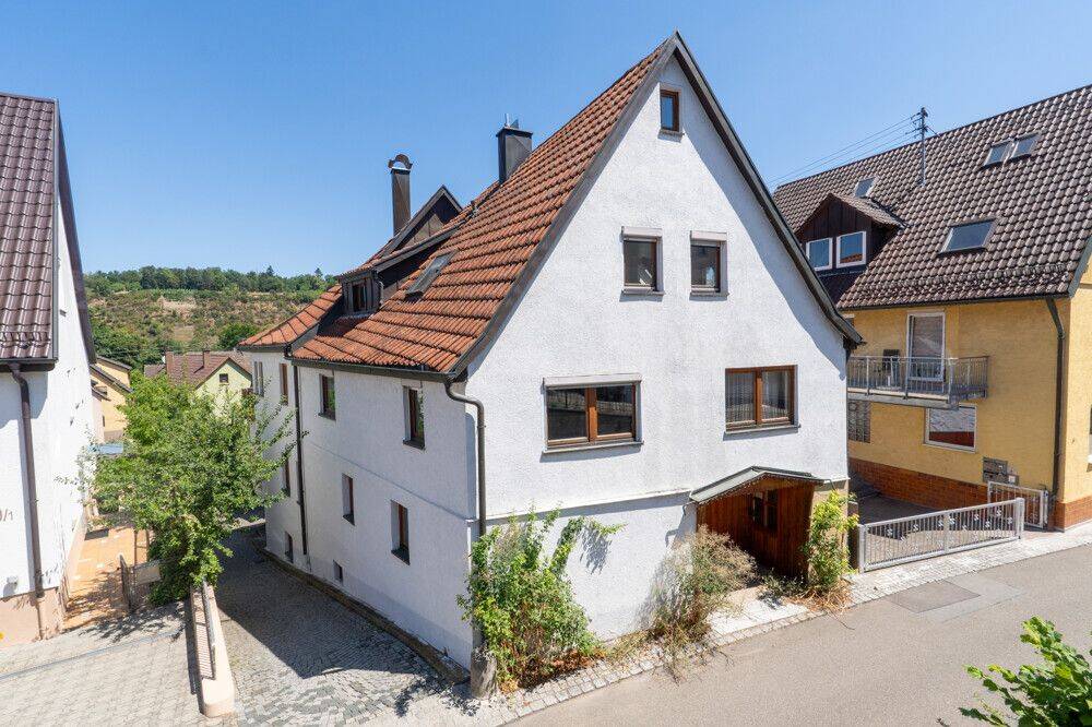 2 Häuser zu einem Preis mit viel Platz für 2-3 Familien, 71726 Benningen am Neckar