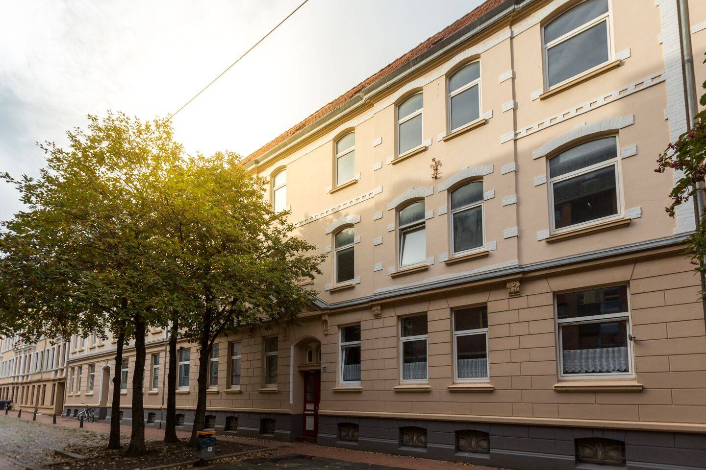 Erstbezug! Frisch sanierte 4-Zimmer-Wohnung mit Balkon und Dusche in Bremerhaven-Lehe!, 27576 Bremerhaven (Lehe Mitte)