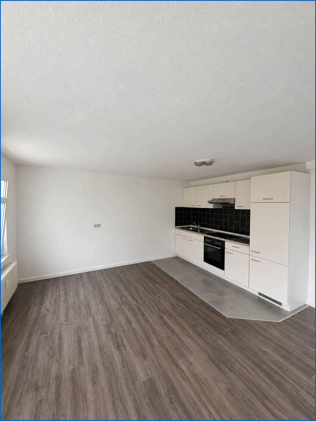 RZ – Altstadt – ansprechende 2 Zimmer Wohnung mit Dachterrasse !, 78315 Radolfzell am Bodensee
