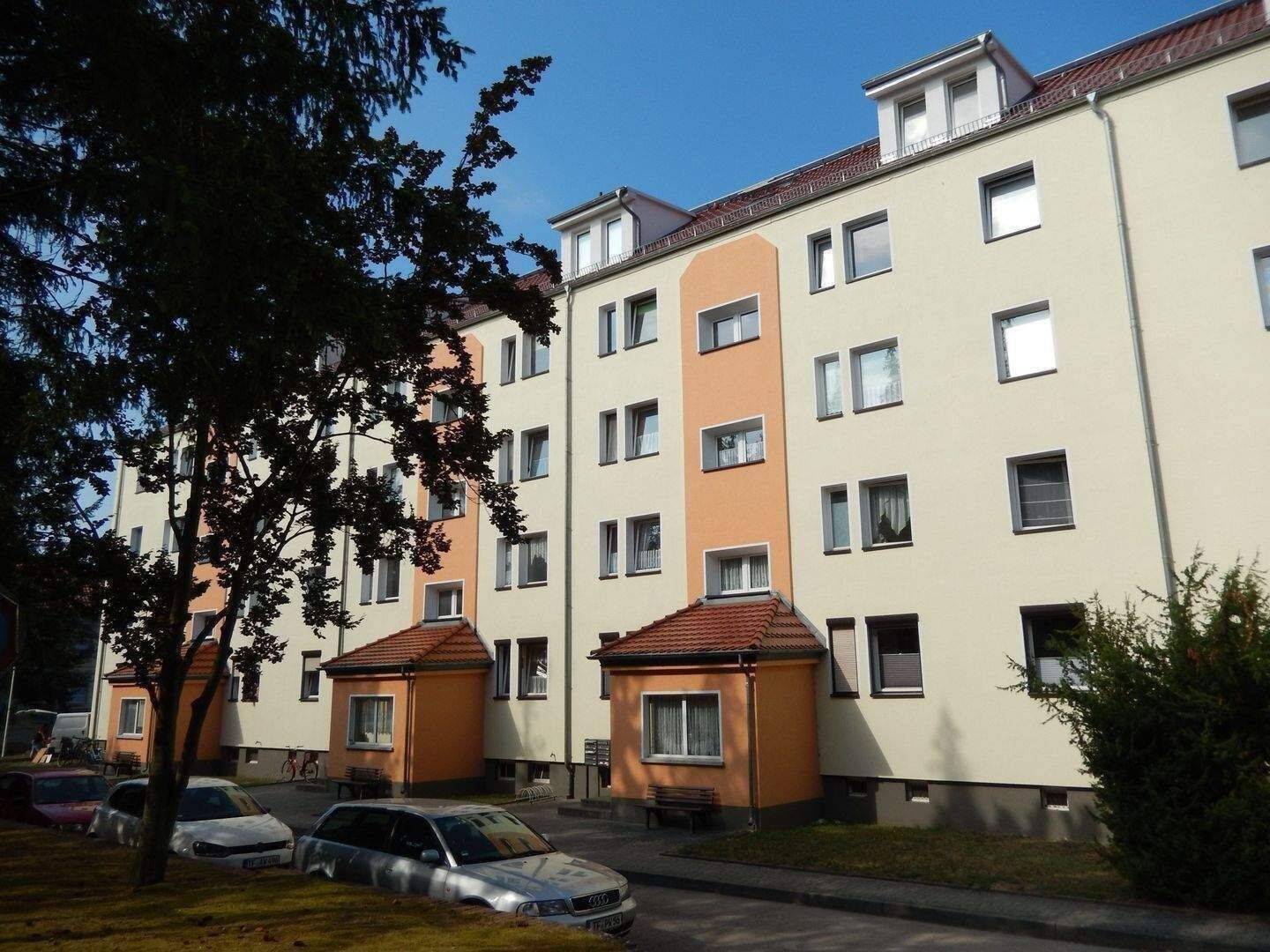 Familienfreundliche 4-Raum Wohnung mit Balkon & Garage, 15806 Zossen