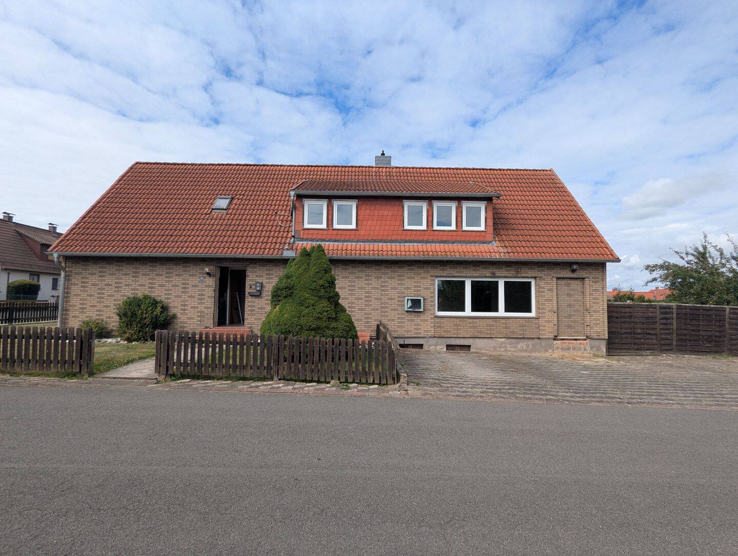 Einfamilienhaus in Echte – tolles Grundstück – Generationenhaus, 37589 Kalefeld