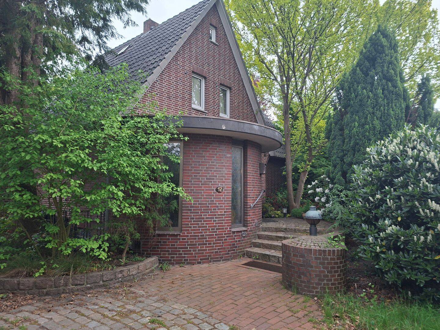 Grundstück mit Einfamilienhaus in Borstel-Hohenraden optional mit zusätzlichen Bauland, 25421 Pinneberg