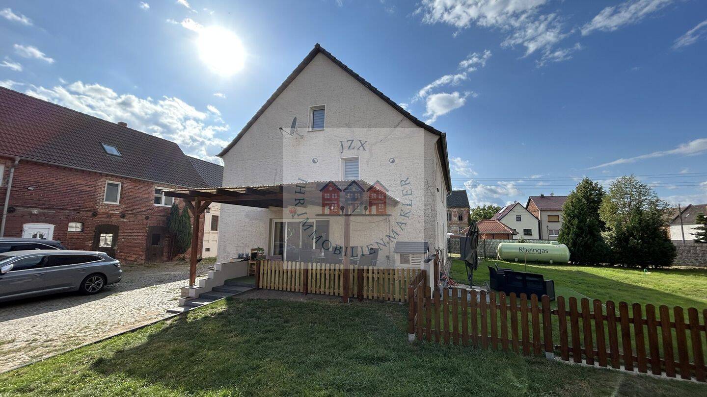 PROVISIONSFREI! Energetischer TOP-Standard 4-Seiten-Hof auf 8.500m2, 6917 Jessen (Elster)