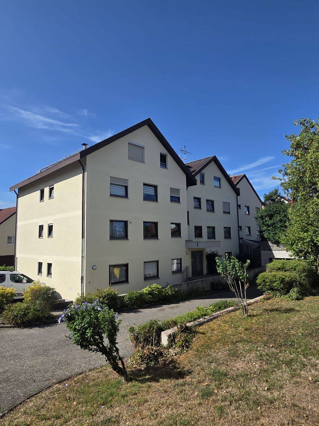 Großzügiges 3,5 Zimmer-Apartment in ruhiger Wohnlage, 73630 Remshalden