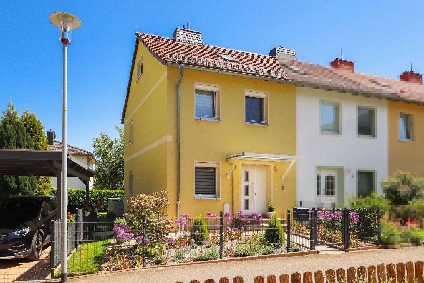 +++ Traumhaftes Reihenendhaus! – mit wunderschönem Garten, Terrasse und Carport in Freital +++, 1705 Freital