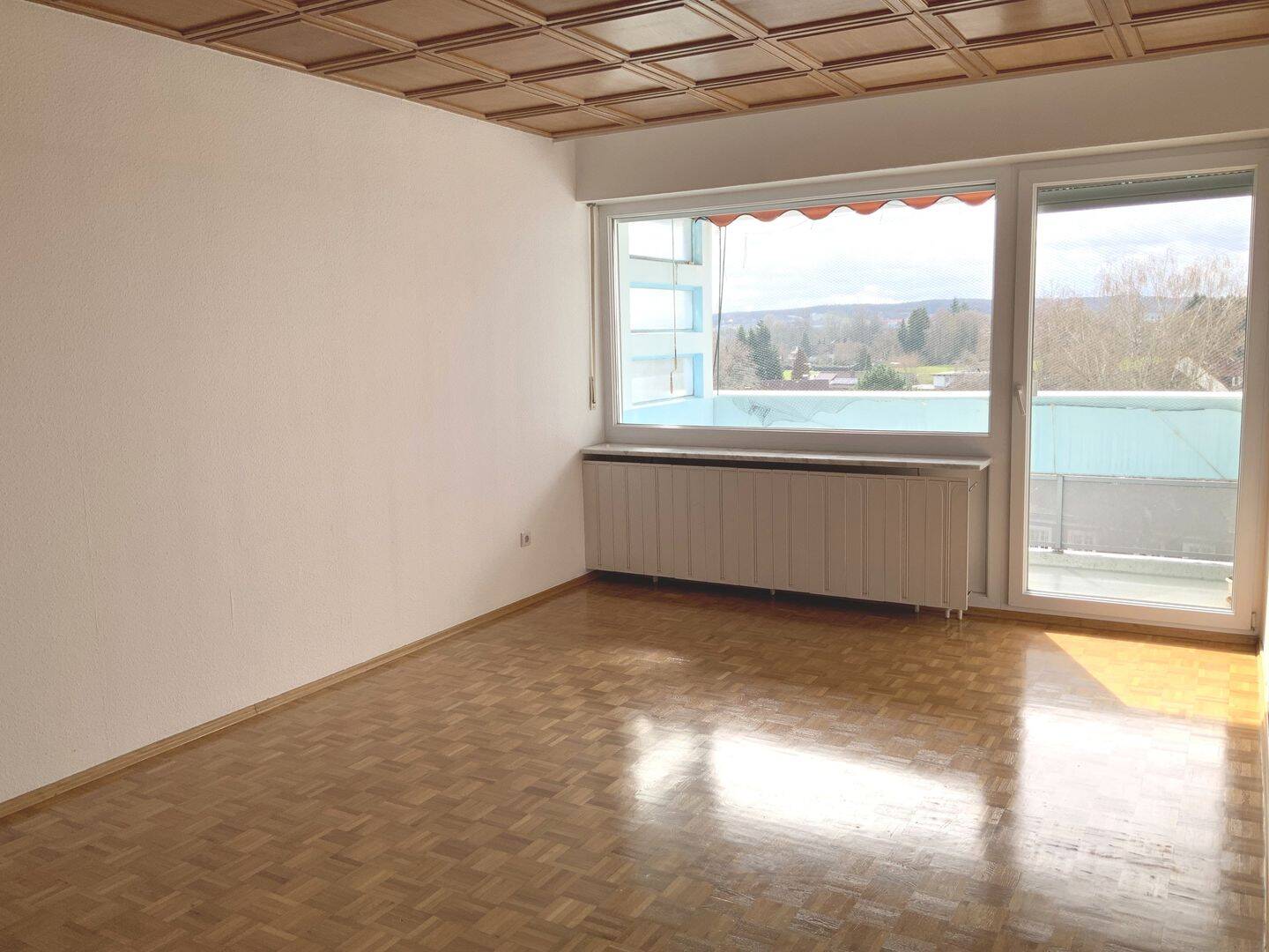 Gepflegte 3,5-Zimmer Wohnung mit TG-Stellplatz in Weiden Ost, 92637 Weiden i.d. OPf. (Weiden)