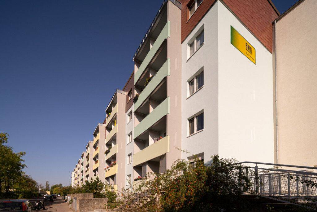 schöne 3-Zimmer-Wohnung im Süden mit Balkon, 6130 Halle (Saale) (Ammendorf-Beesen Damaschkestraße Dieselstraße Südstadt)