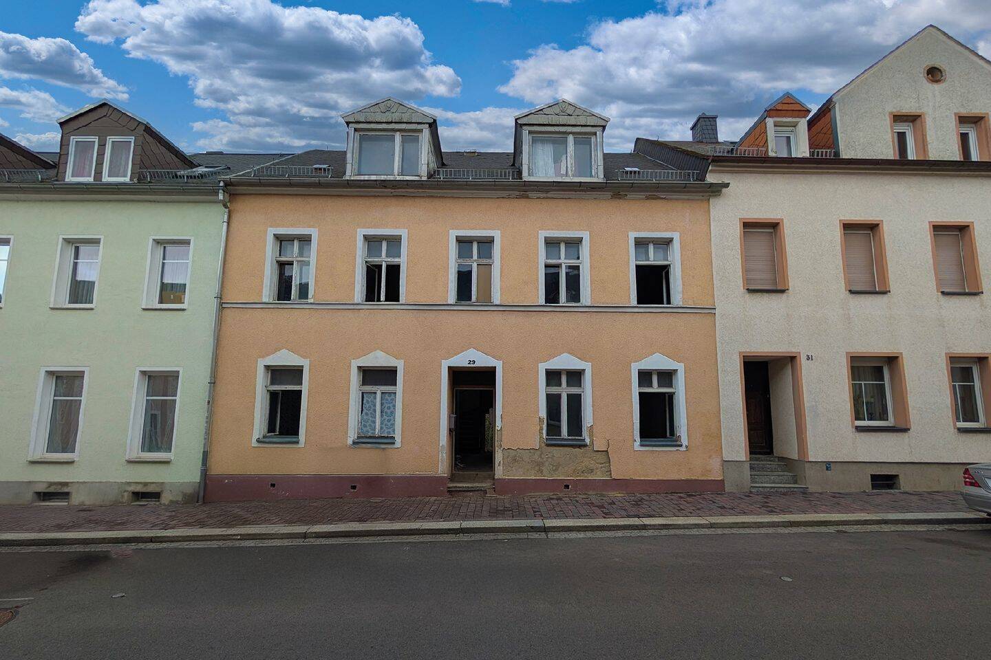image-72502851