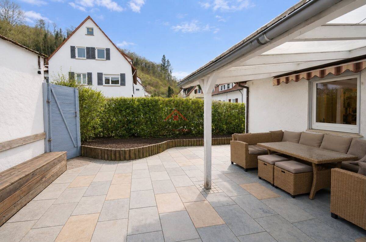 Charmante Doppelhaushälfte mit Garage und Garten in Tuttlingen- Nendingen!, 78532 Tuttlingen