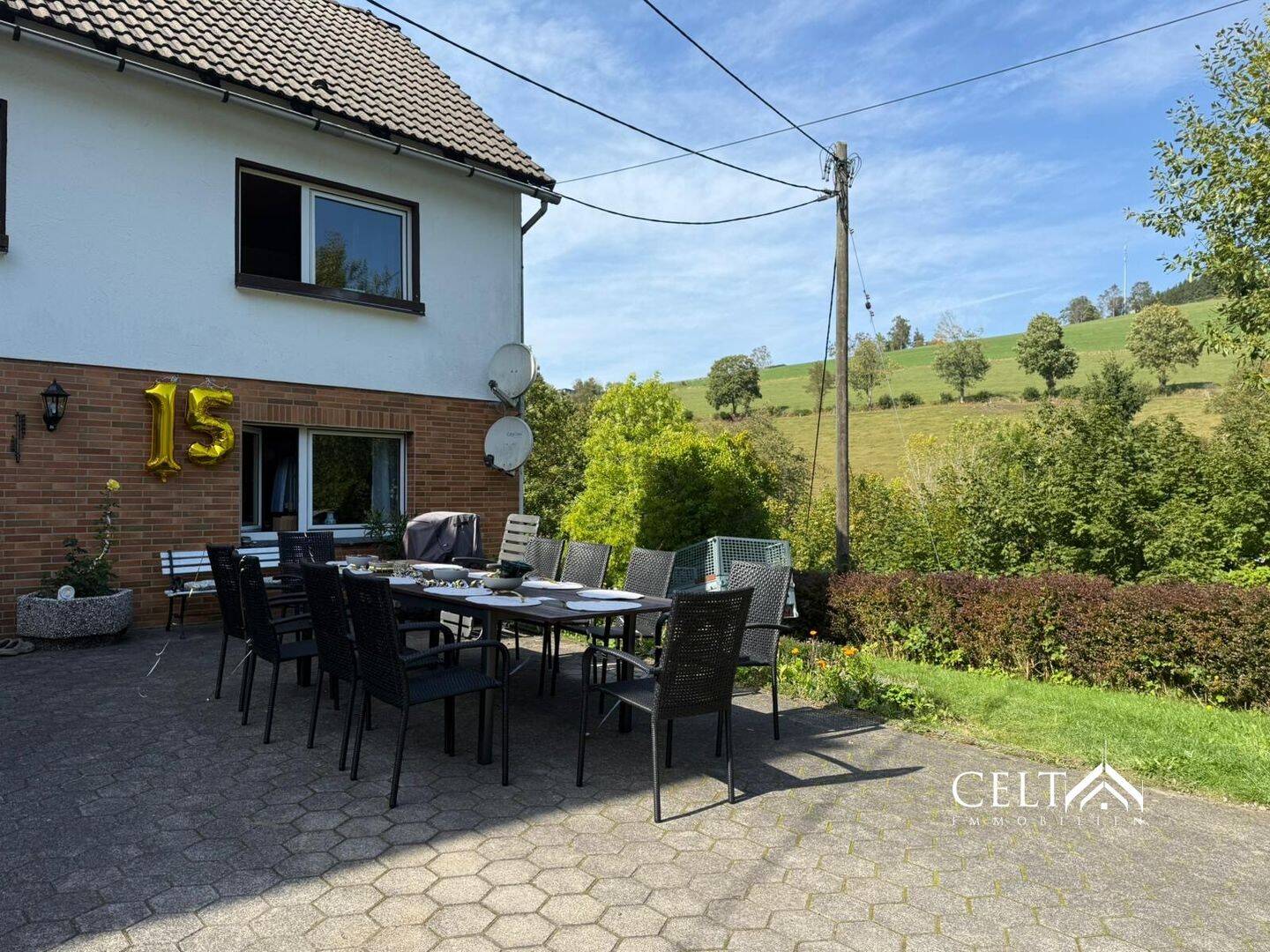Liebevoll renovierte Doppelhaushälfte im Grünen | 106 m² | Garten | Keller, 57319 Bad Berleburg