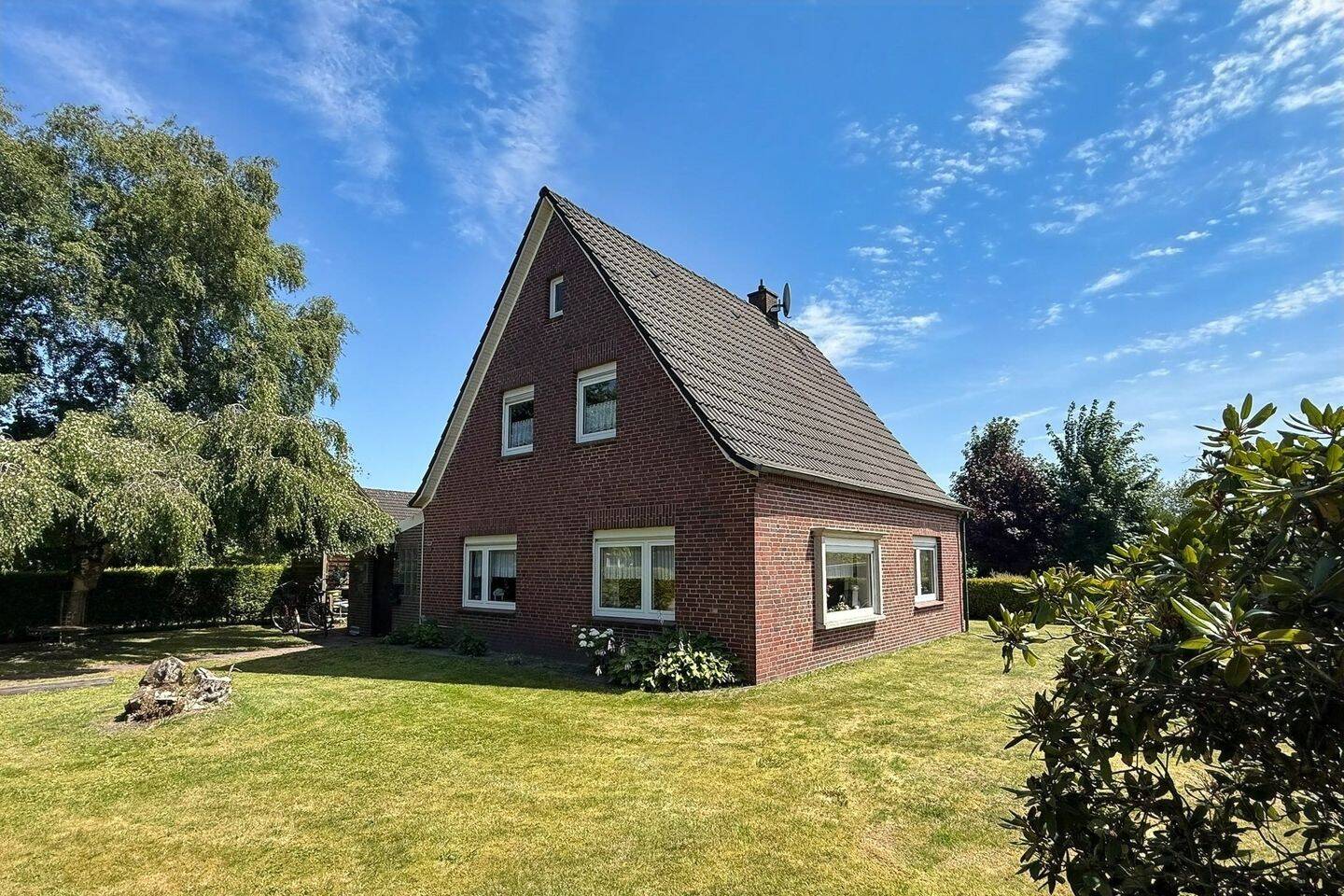 Charmantes Einfamilienhaus auf großem Grundstück in Theene, Südbrookmerland, 26624 Südbrookmerland