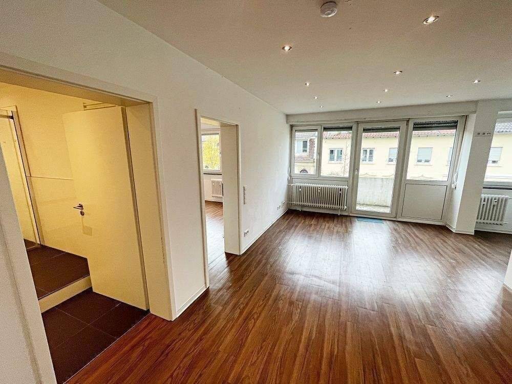 Mannheim/ Oststadt – Citynahe 2-Zimmer-Wohnung – Balkon – Einbauküche – in gesuchter Lage!, 68161 Mannheim (Innenstadt Oststadt Quadrate Schwetzingerstadt)