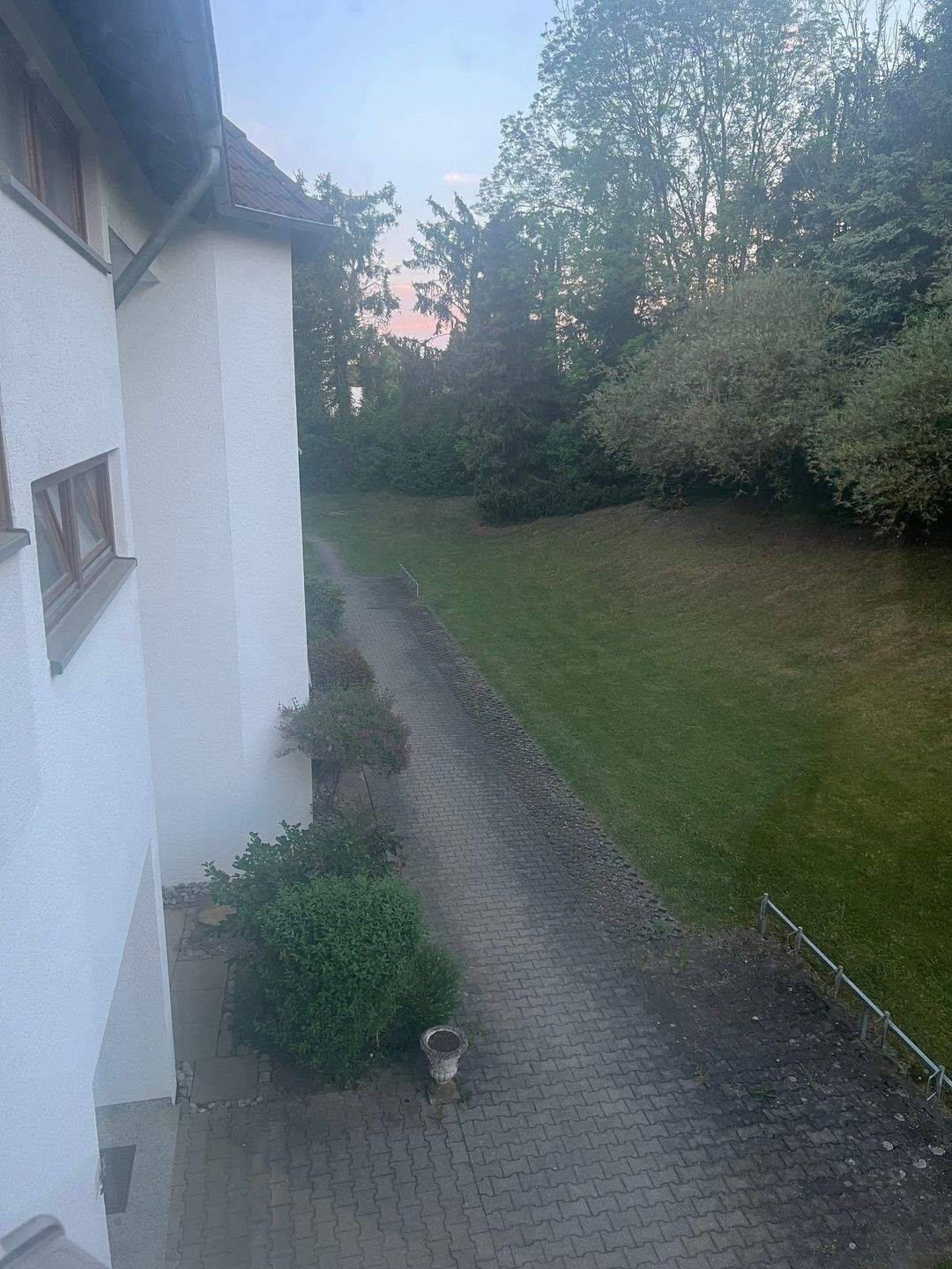 Wohnung mit Grünblick, Garten, Garage und Stellplatz, 88250 Weingarten