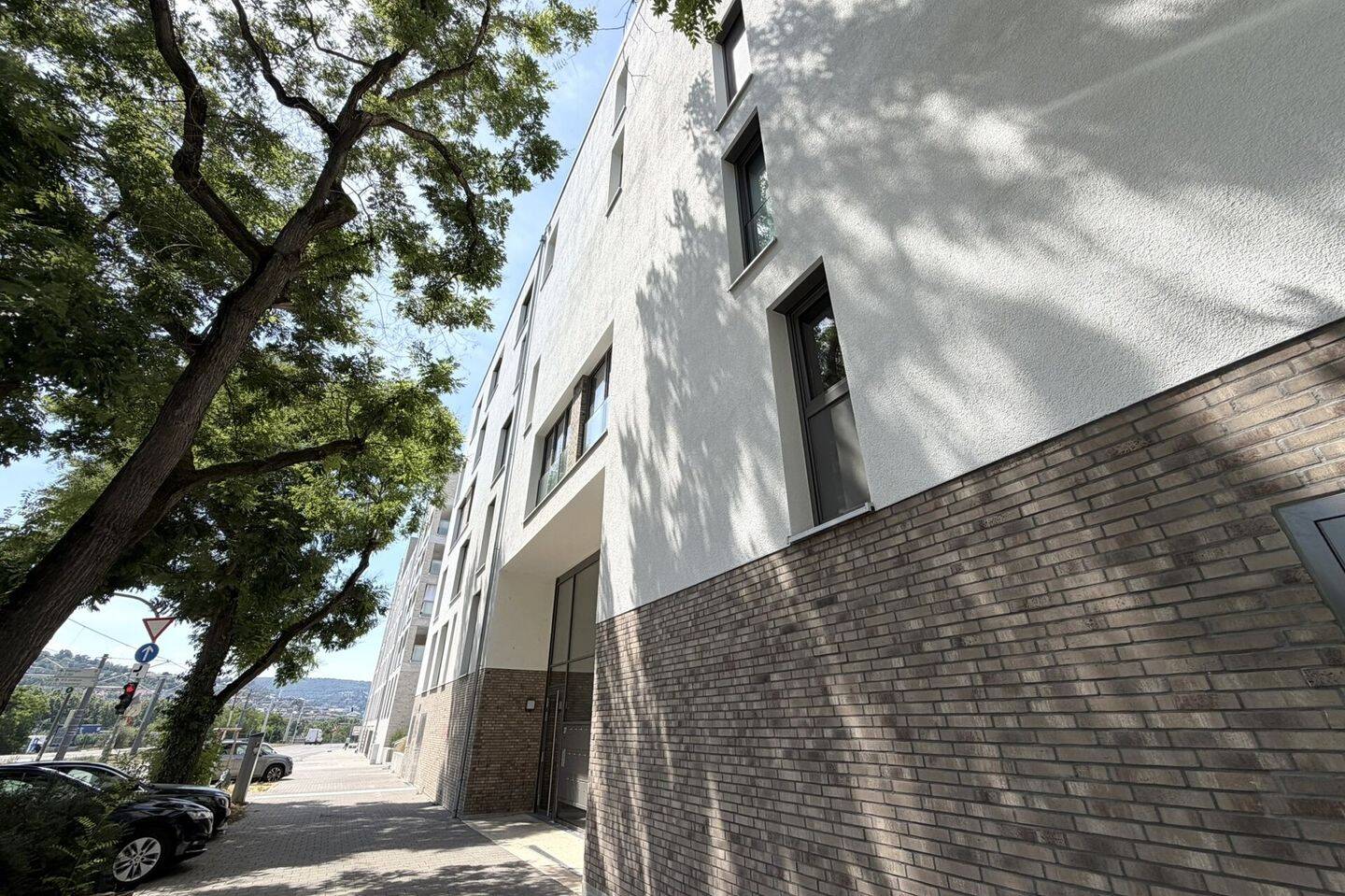 Exklusive 4-Zimmer-Neubauwohnung im obersten Geschoss mit EBK, Balkon & TG-Stellplatz, 70191 Stuttgart (Bad Cannstatt Nord)