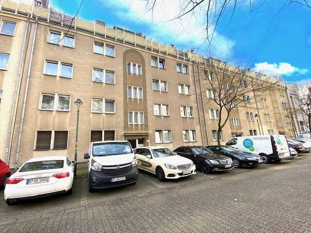 2-Zimmer-Wohnung mit Balkon direkt am Hauptbahnhof, 40227 Düsseldorf (Eller Oberbilk)