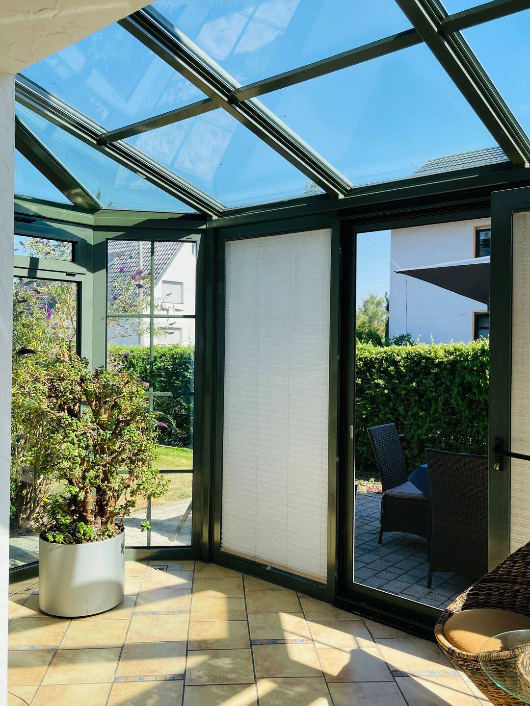 Hundeparadies im Grünen – 107 m² – 3 Zi. – Wintergarten – eingezäunter Garten – Garage, 32051 Herford