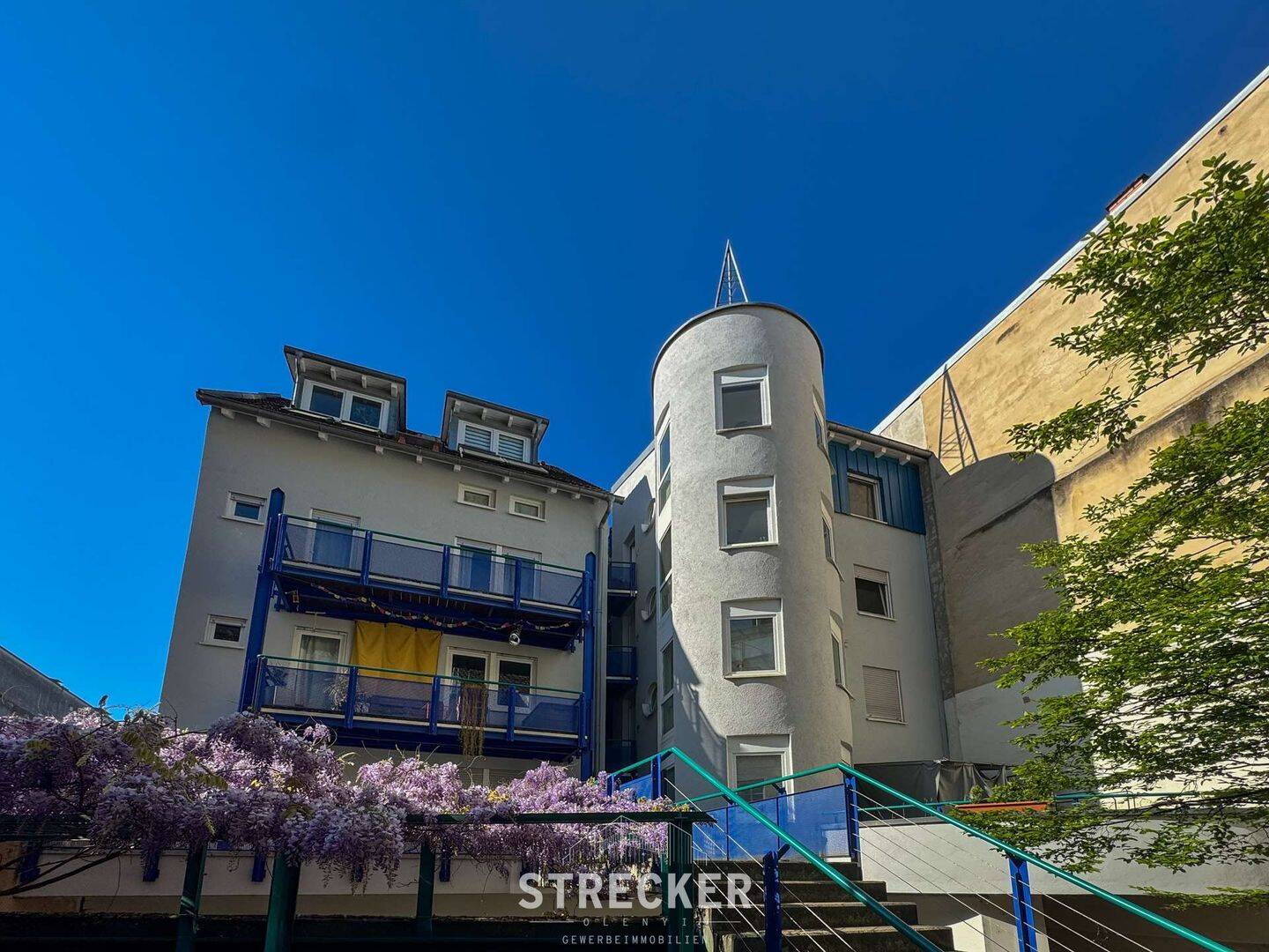 Ab 01.07.2026 frei: Charmante zentrale Dachgeschosswohnung in Karlsruhe – jetzt schnell sein!, 76133 Karlsruhe
