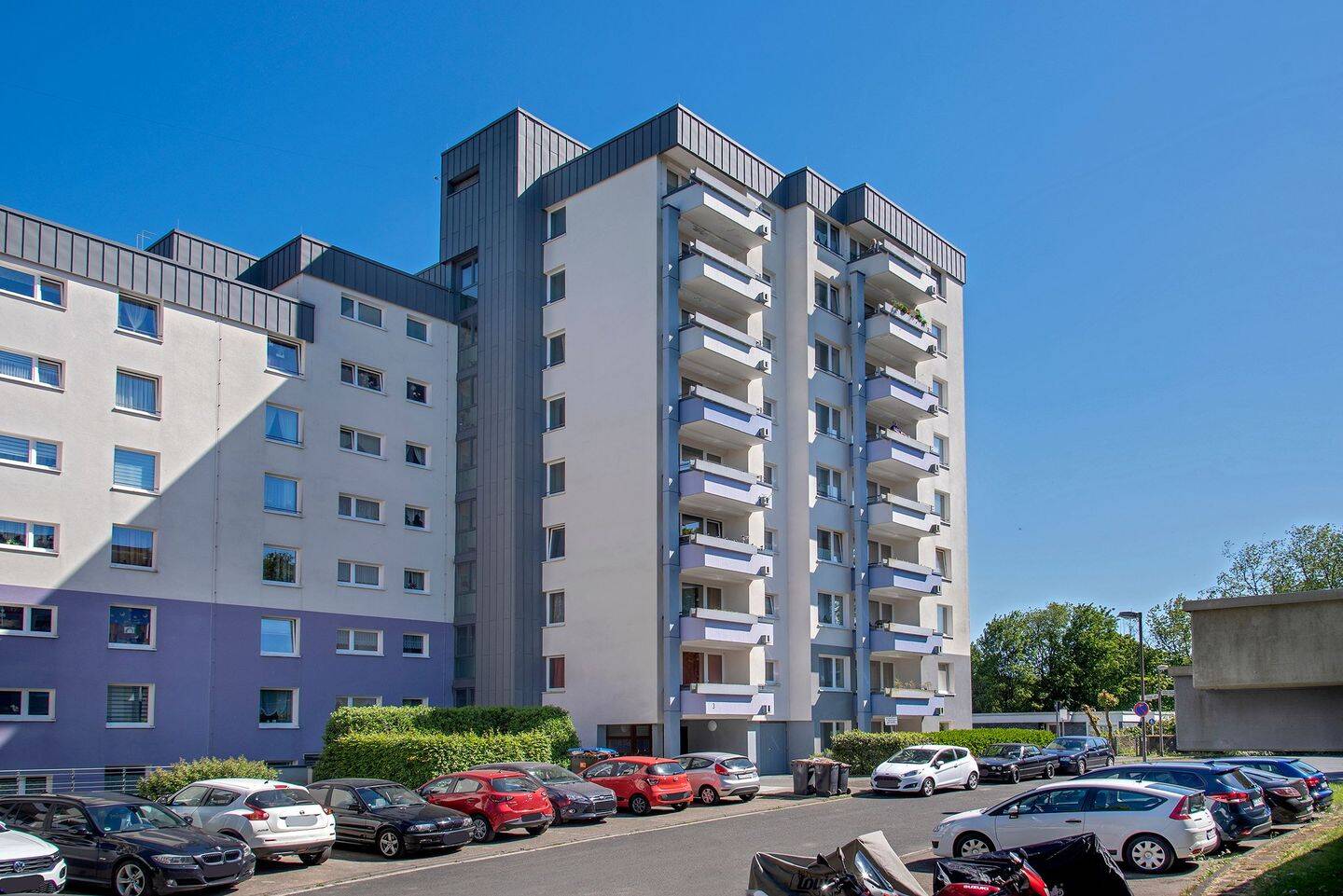 Moderne Wohnung mit tollem Ausblick und Balkon, 42897 Remscheid (Lennep)