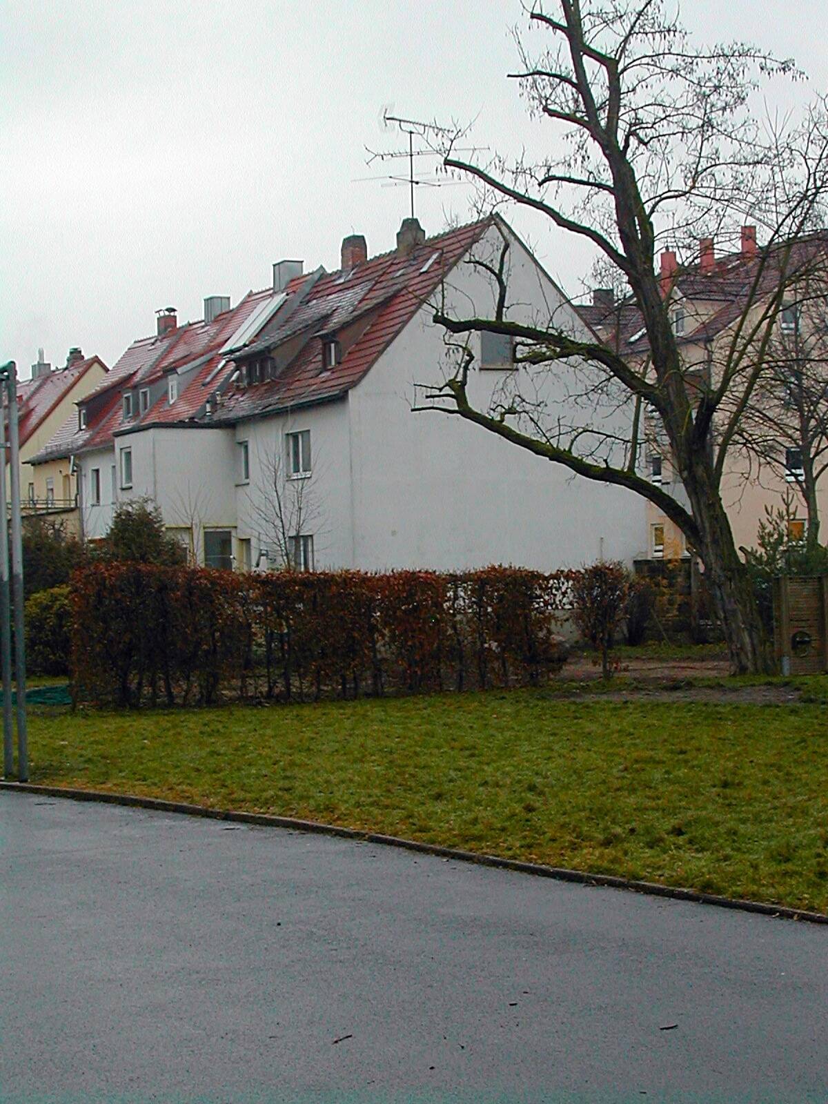 Zweifamilien Haus mit Potential, 96052 Bamberg (Bamberg Gartenstadt Hirschknock Kramersfeld)