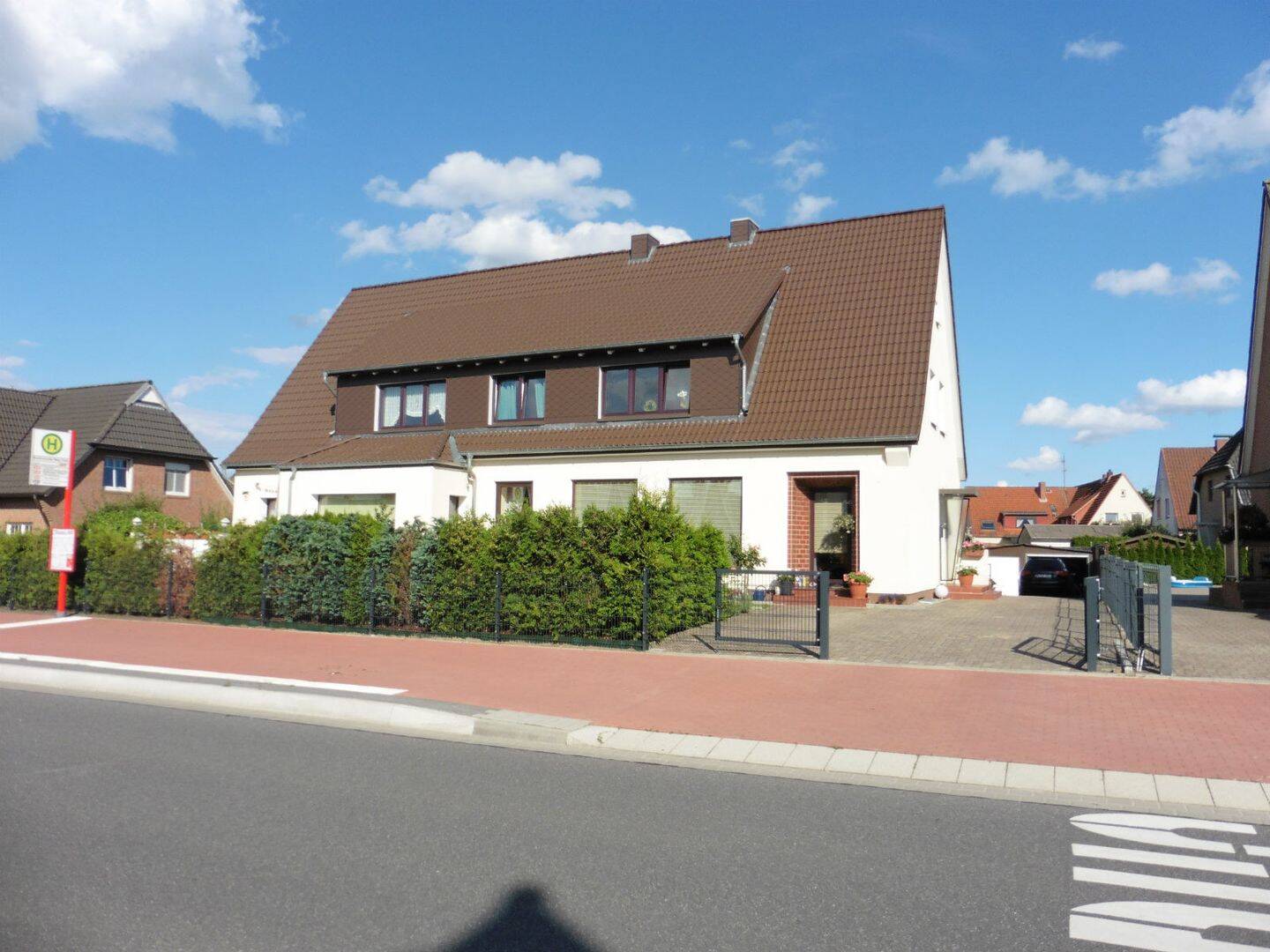 gemütliche 3,5-Zimmer-Dachgeschoss-Wohnung mit Garage & Gartenanteil, 21629 Neu Wulmstorf