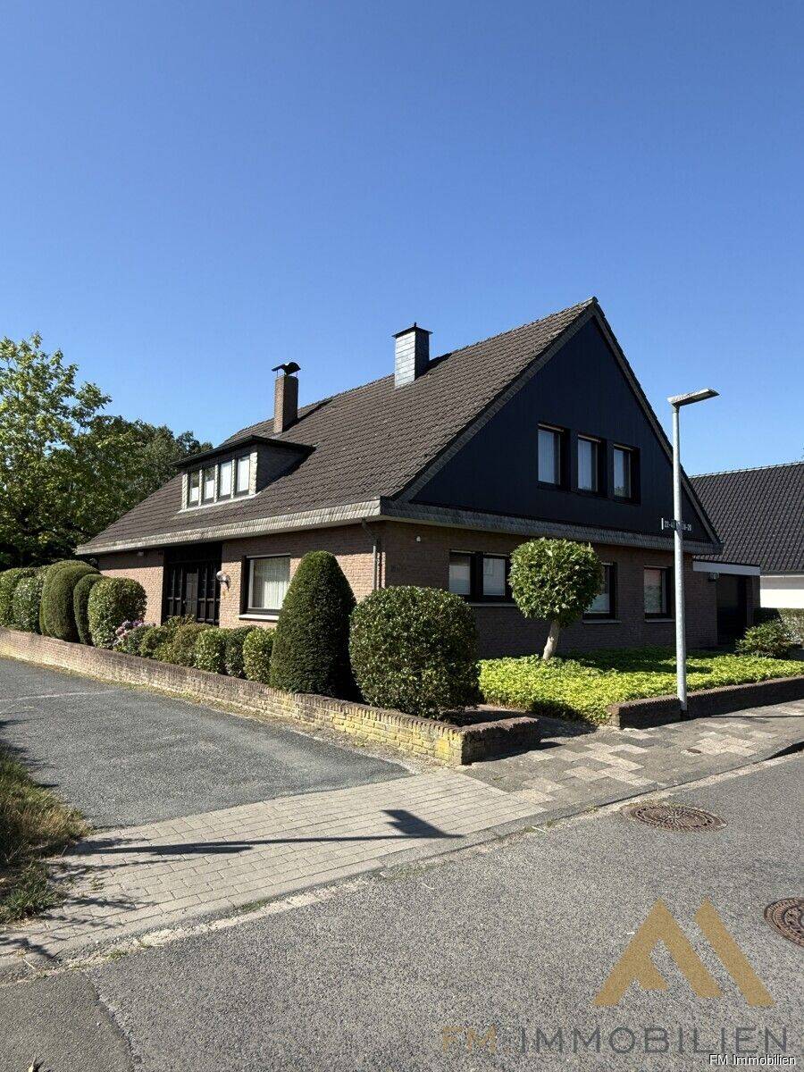 Wohnhaus mit Garage in Cloppenburg – Soestengebiet!, 49661 Cloppenburg