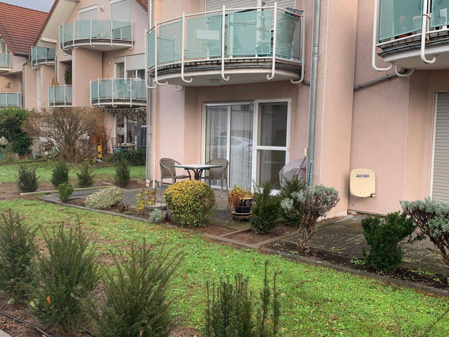 2-ZW mit EBK, Terrasse und kleinem Garten in Hainburg / Klein-Krotzenburg (Neue Ortsmitte), 63512 Hainburg