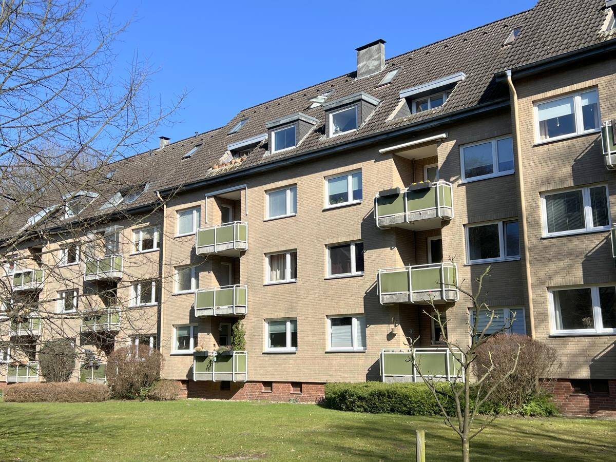 Schöne Maisonette-Wohnung am Alstertal, 22395 Hamburg (Wandsbek Bergstedt Poppenbüttel Sasel Wohldorf-Ohlstedt)