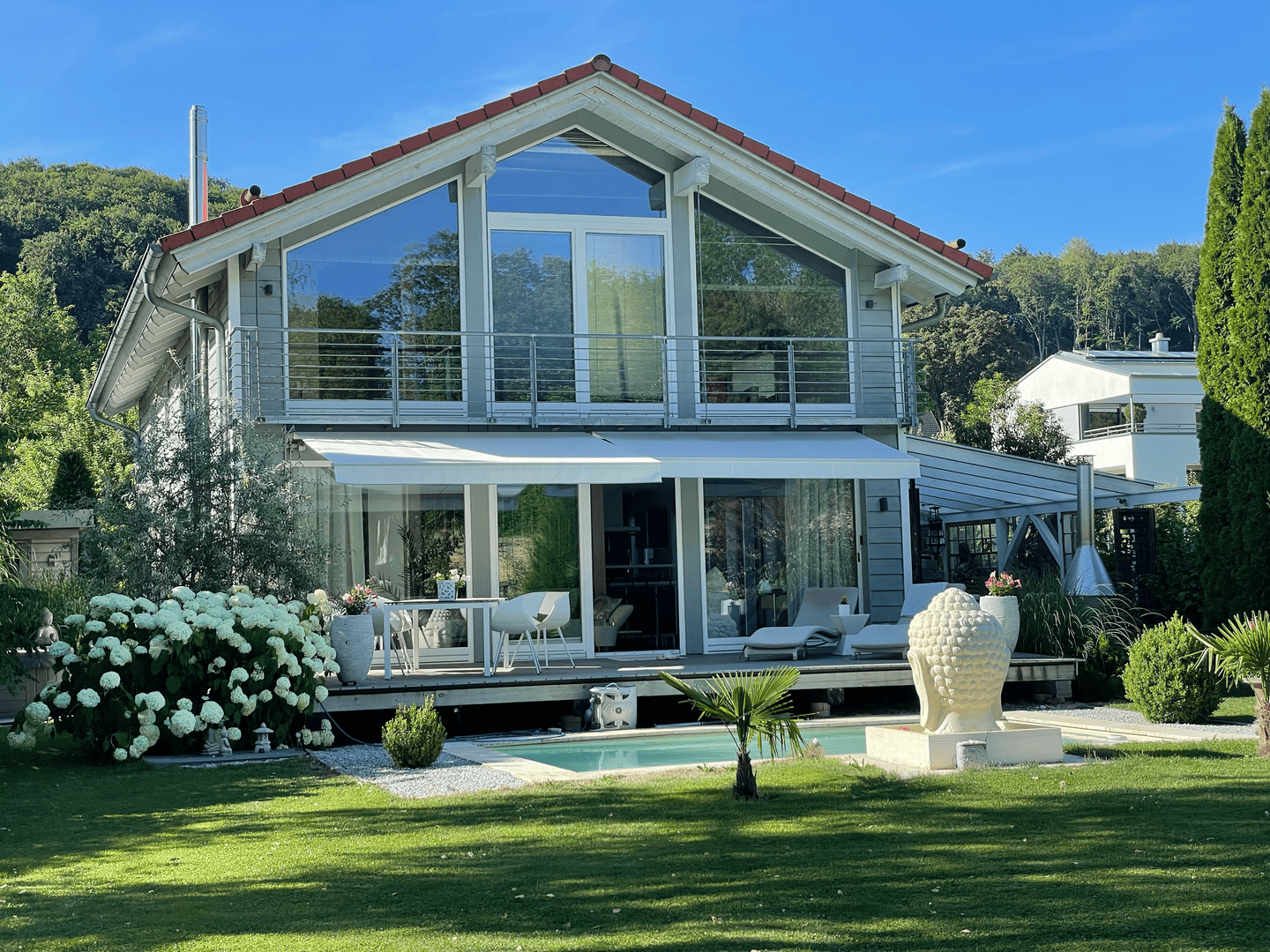 Exklusive Architekten-Villa: Lebensgefühl pur, Wellnessgarten & Galerie mit Ausbaureserve zum 3. Schlafzimmer, 82237 Wörthsee
