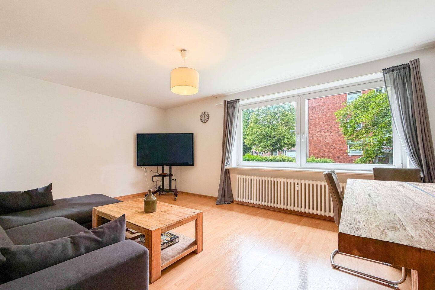 Lichtdurchflutete 2-Zimmer-Wohnung mit Südwest-Balkon in begehrter Lage von Barmbek-Nord, 22307 Hamburg (Hamburg-Nord Barmbek-Nord)