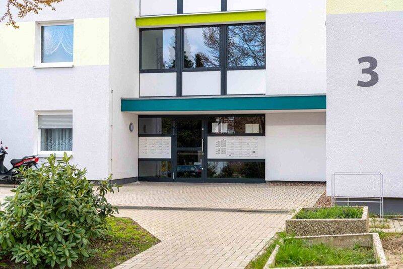 Schönes und altengerechtes 1-Zimmer-Appartment mit großem Balkon, 33609 Bielefeld (Baumheide Innenstadt Schildesche)