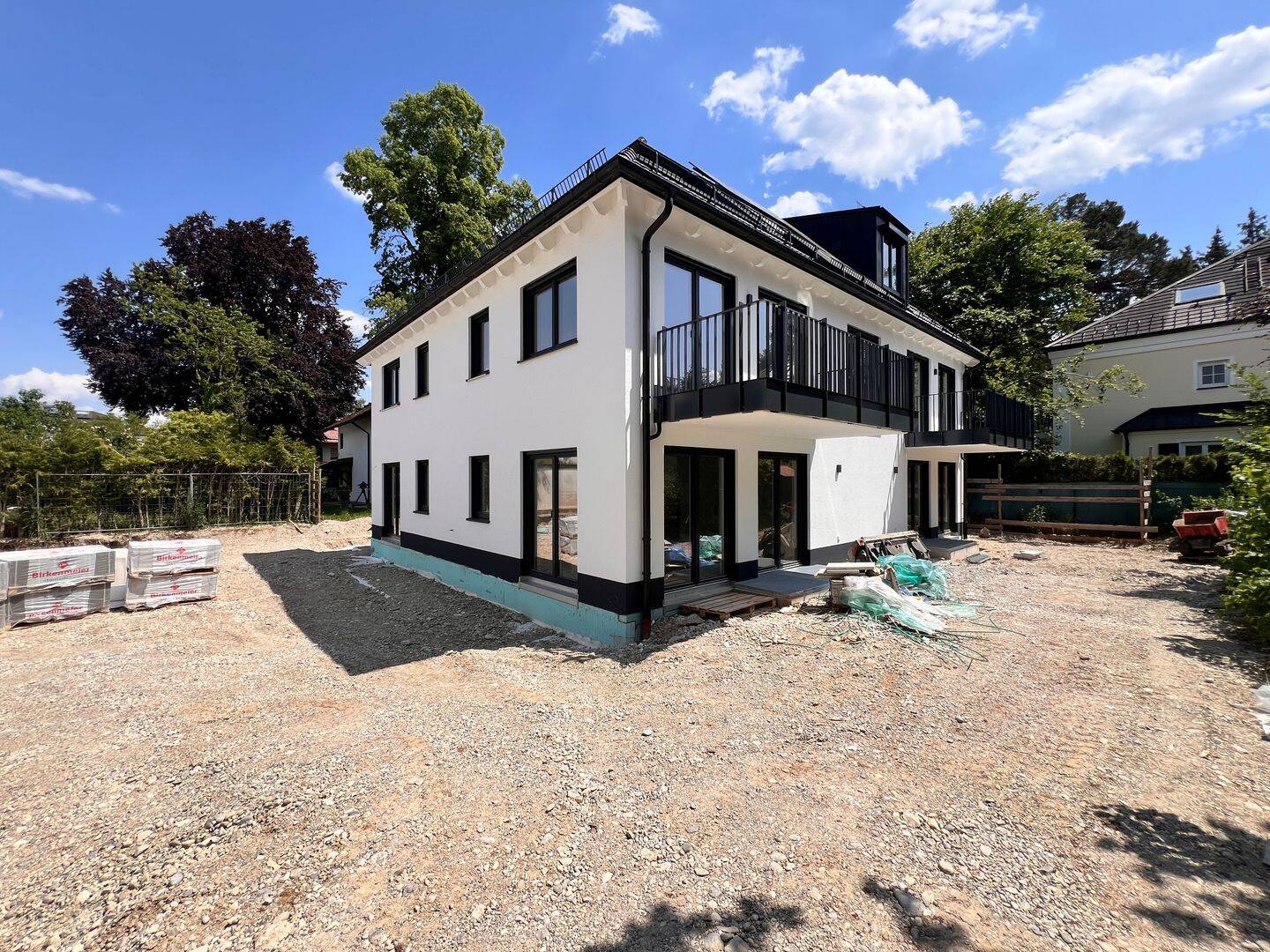 Bestens geschnittene NEUBAU-Gartenwohnung inkl. taghellem, wohnlich ausgebautem Souterrain, 81827 München (Ramersdorf-Perlach Trudering-Riem)
