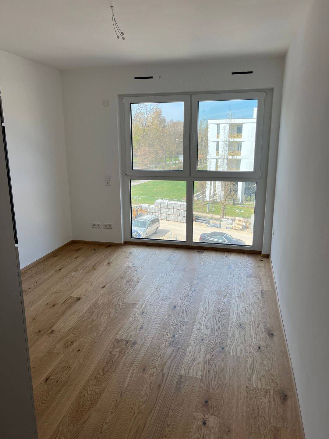 Erstbezug: Hochwertiges 1-Zimmer-Studentenapartment an der Uni Regensburg, 93053 Regensburg (Galgenberg Kasernenviertel Kumpfmühl-Ziegetsdorf-Neuprüll Oberisling-Graß)