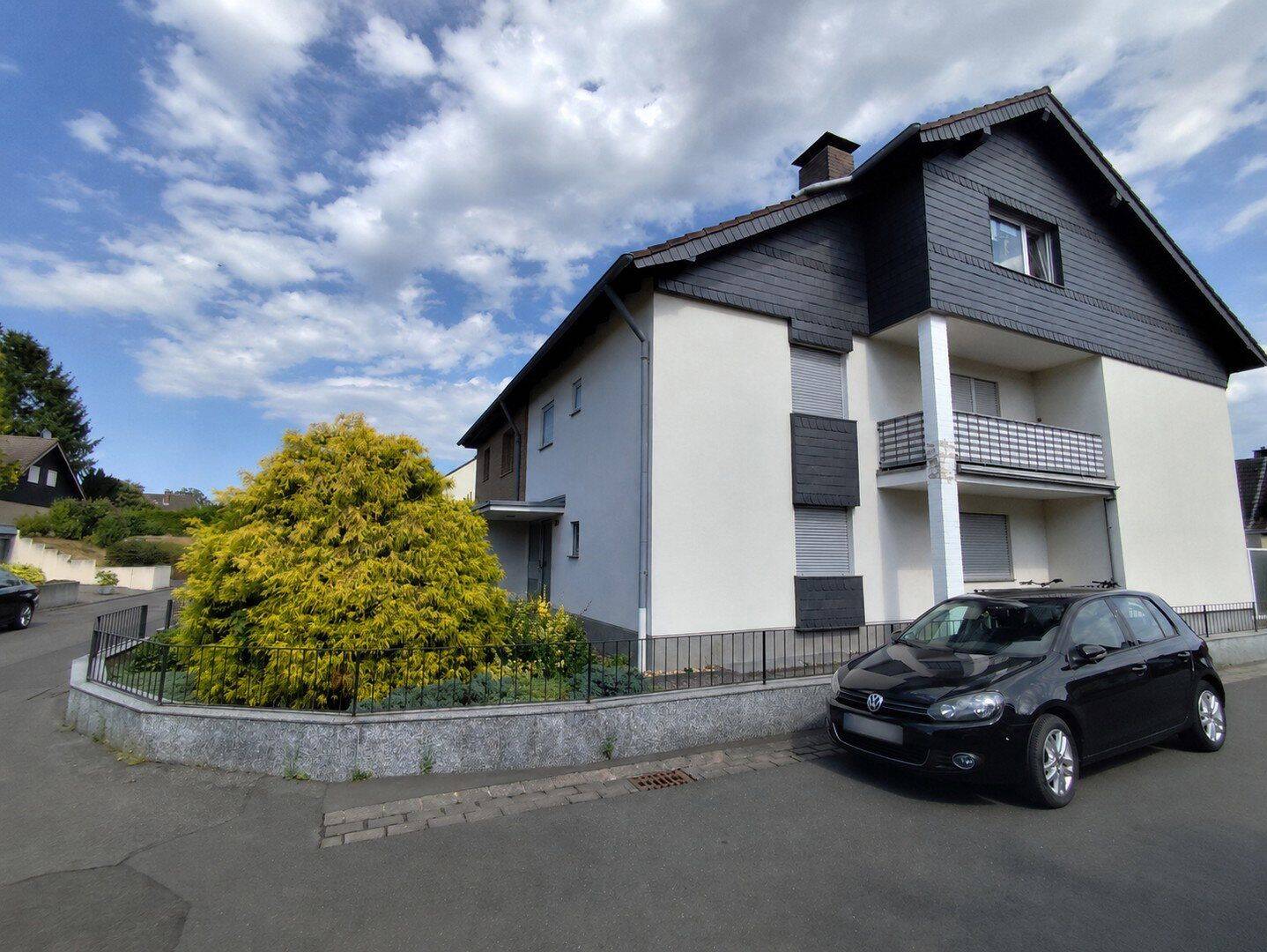 Gemütliche 1,5-Zimmer Dachgeschosswohnung in ruhiger Lage, 51375 Leverkusen (Schlebusch)