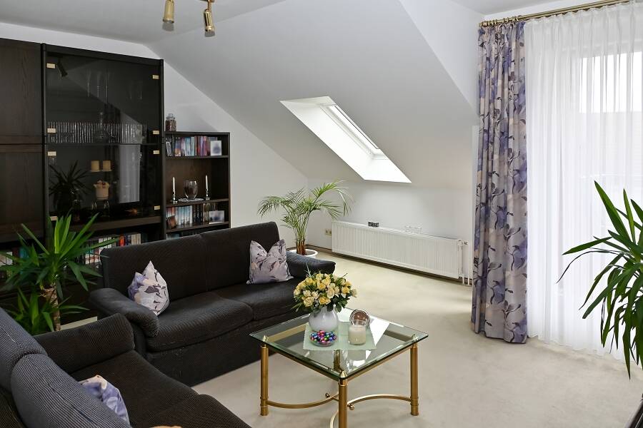Bothfeld, in unmittelbarer Nähe zum Mittellandkanal! Super gepflegte 3-Zimmer-Wohnung mit Balkon, 30657 Hannover