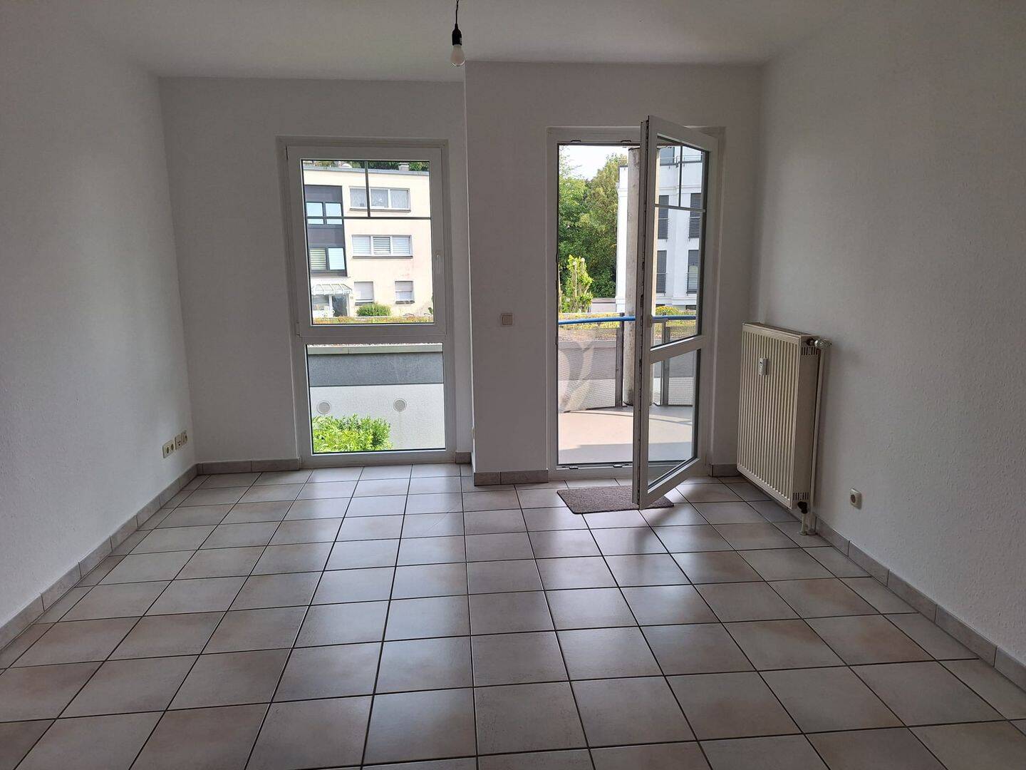 Mietwohnung, 2 Zimmer, 43 m², in Solingen, 42719 Solingen (Gräfrath Merscheid Solingen-Mitte Wald)
