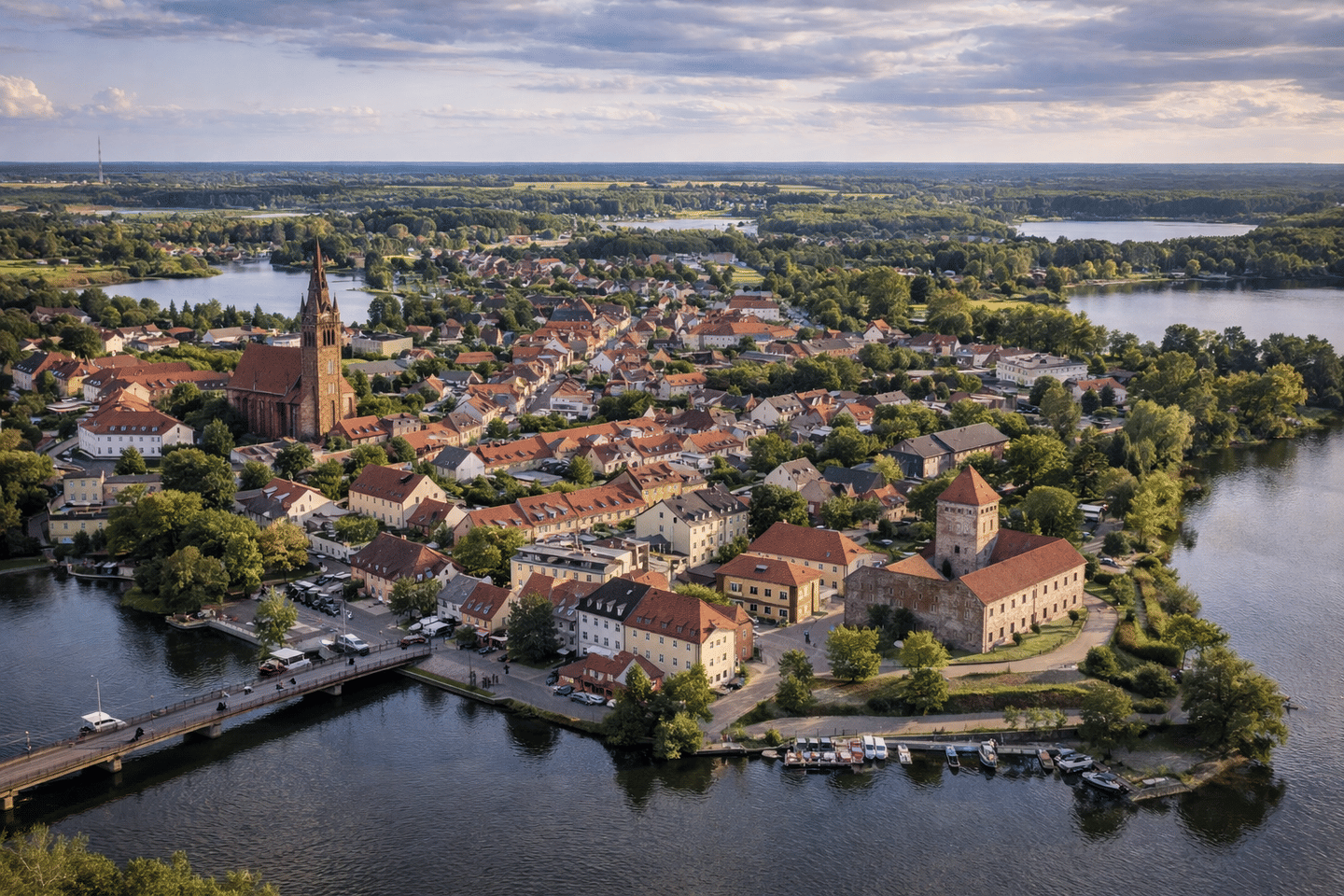 Seltene Chance in Storkow: Sonniges Grundstück mit vielseitigem Bebauungspotenzial, 15859 Storkow (Mark)
