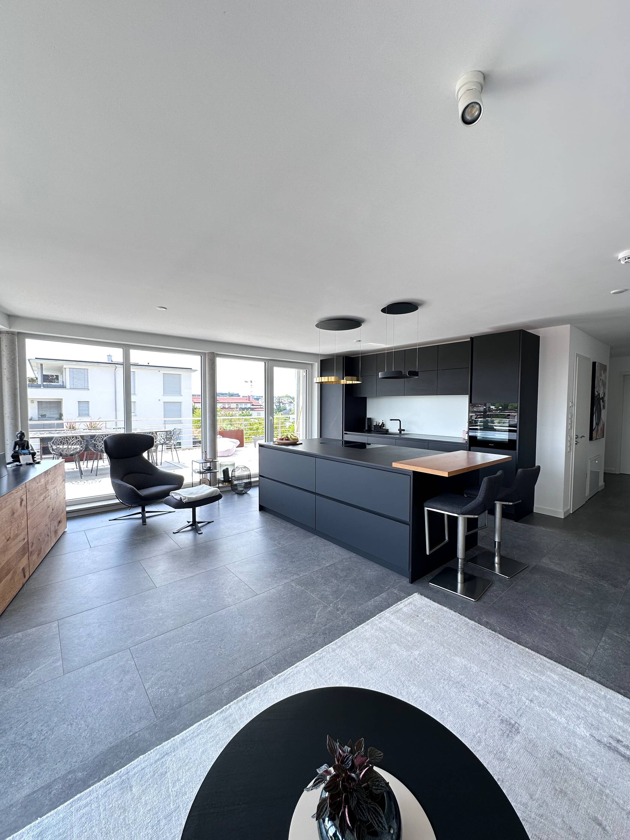 Exklusive Penthousewohnung mit traumhafter Dachterrasse in Gerbrunn, 97218 Gerbrunn