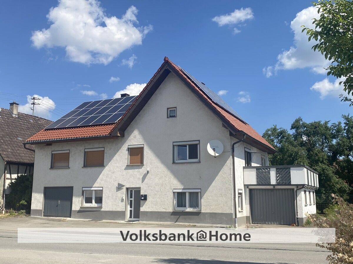 Großes Wohnhaus / Mehrgenerationenhaus mit Garten, 78661 Dietingen