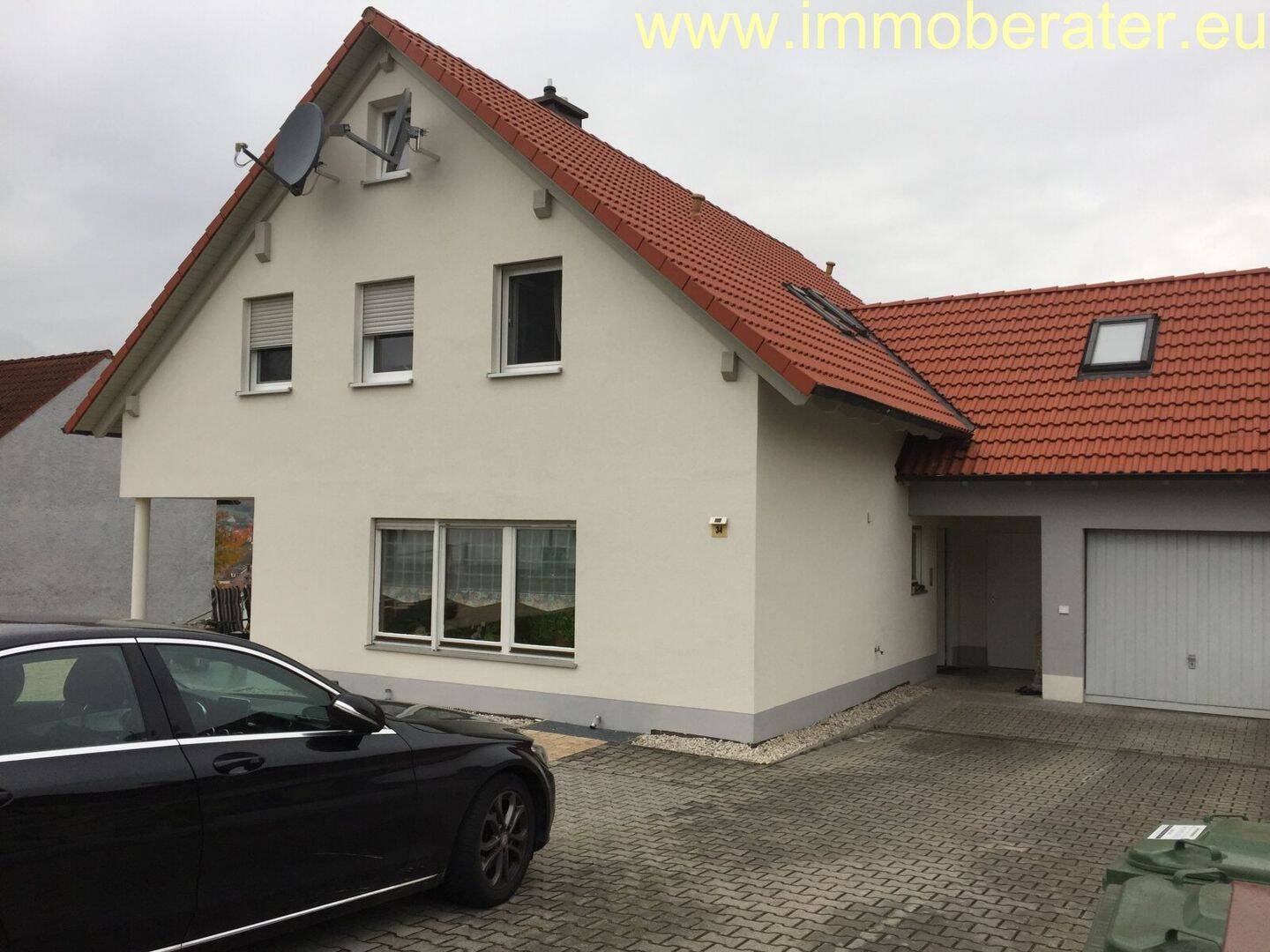 3-Zimmer-Souterrain-Whg / WFL ca. 80 m² / eigener Eingang / mit Terrasse und Gartenanteil / ab sofort vermietbar., 92431 Neunburg vorm Wald