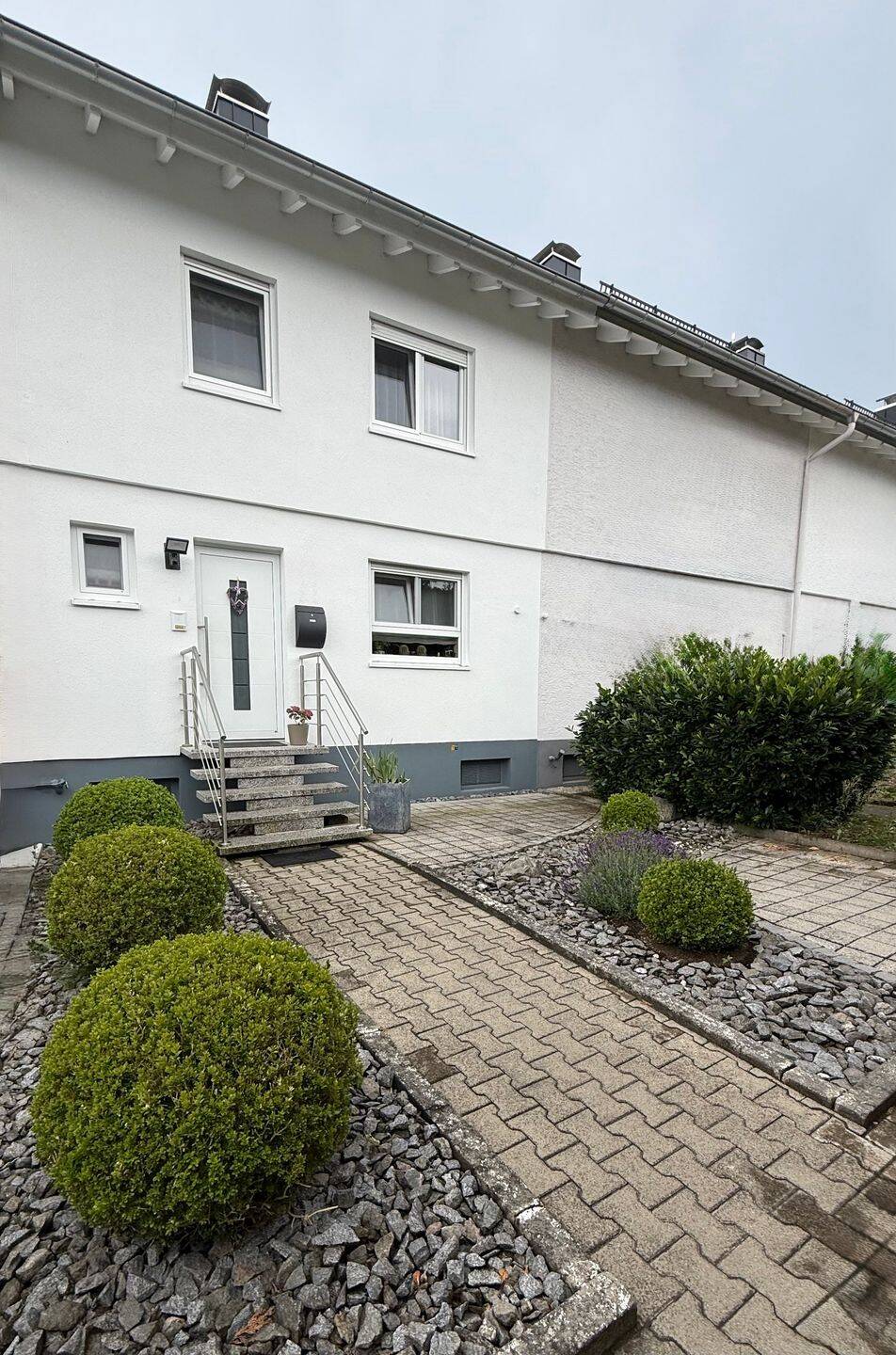 Gepflegtes Reihenmittelhaus 116,35 m², 5 Zimmern,175 m² großen Garten, in ruhiger und gefragter Wohnlage von Villingen-Haslach, 78052 Villingen-Schwenningen