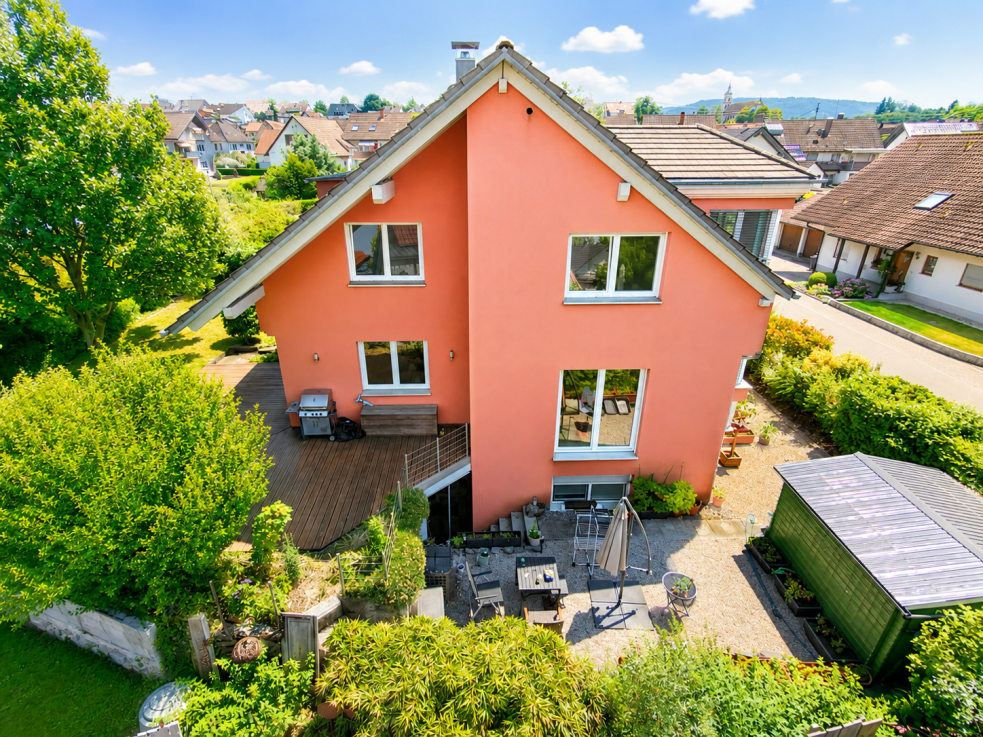 Licht. Raum. Lebensqualität. – Exklusives Wohnhaus mit Einliegerwohnung in Hofweier, 77749 Hohberg