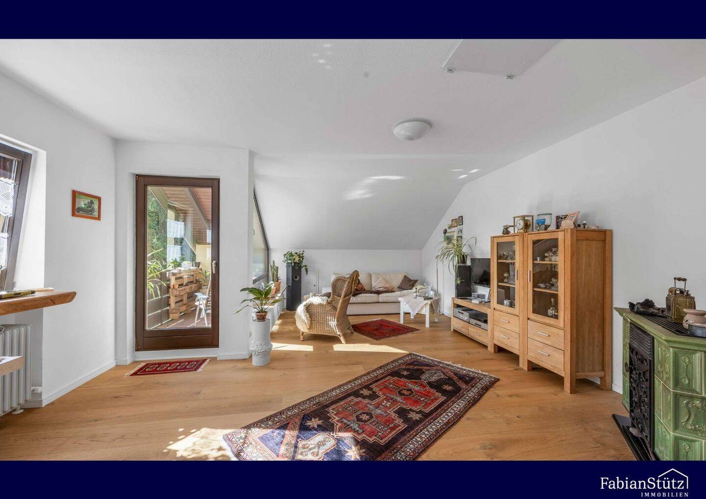 Gemütliche Dachgeschosswohnung mit Loggia in ruhiger Wohnlage, 95497 Goldkronach