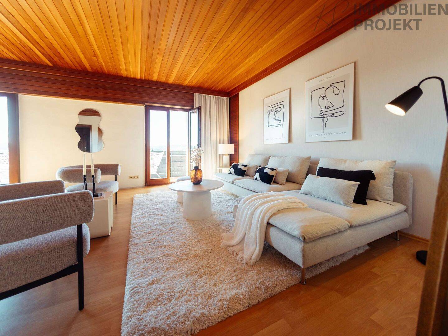 Gemütliche 4-Zimmer-Wohnung mit Balkon, Garten und Weitblick in Bindlach-Ramsenthal auf 150m² Fläche, 95463 Bindlach